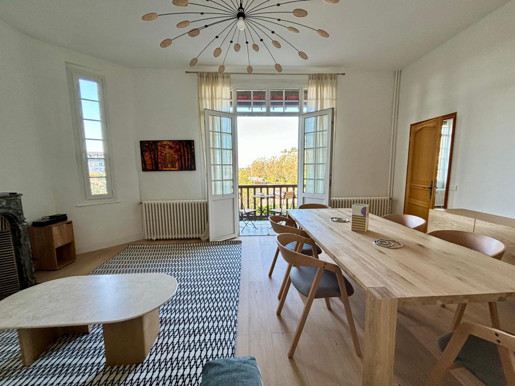 Mermoz Vue Mer, Parking Deauville